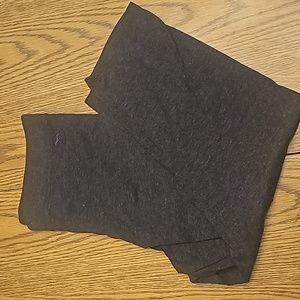 NWOT Pink/VS Capri leggings